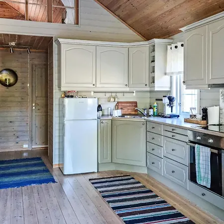 Lovely In With Kitchen Feriehus *
